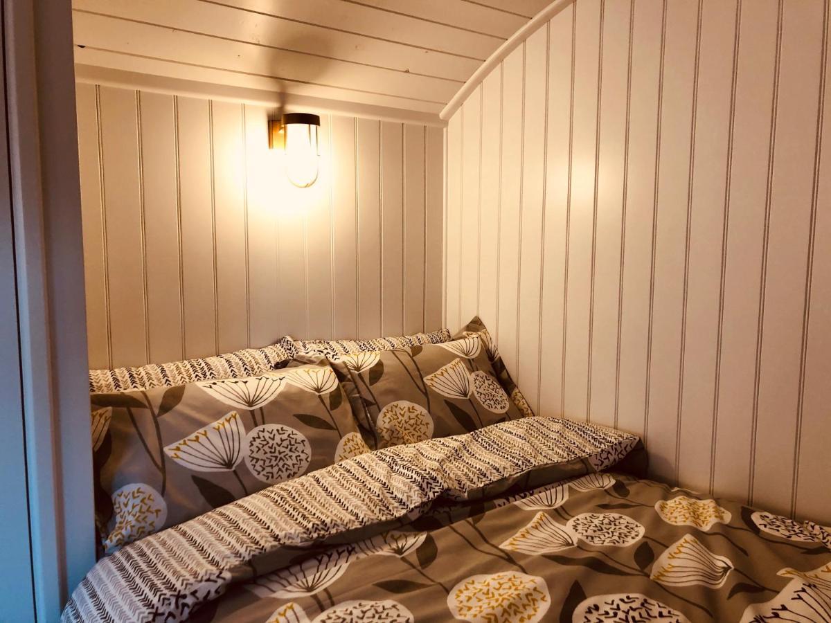 Somerleyton Meadows - The Hideaway Hut & Hot Tub Herringfleet 외부 사진